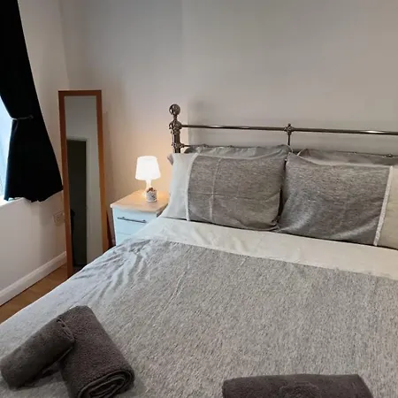 Welcome To This Flat Kettering Buitenkant foto
